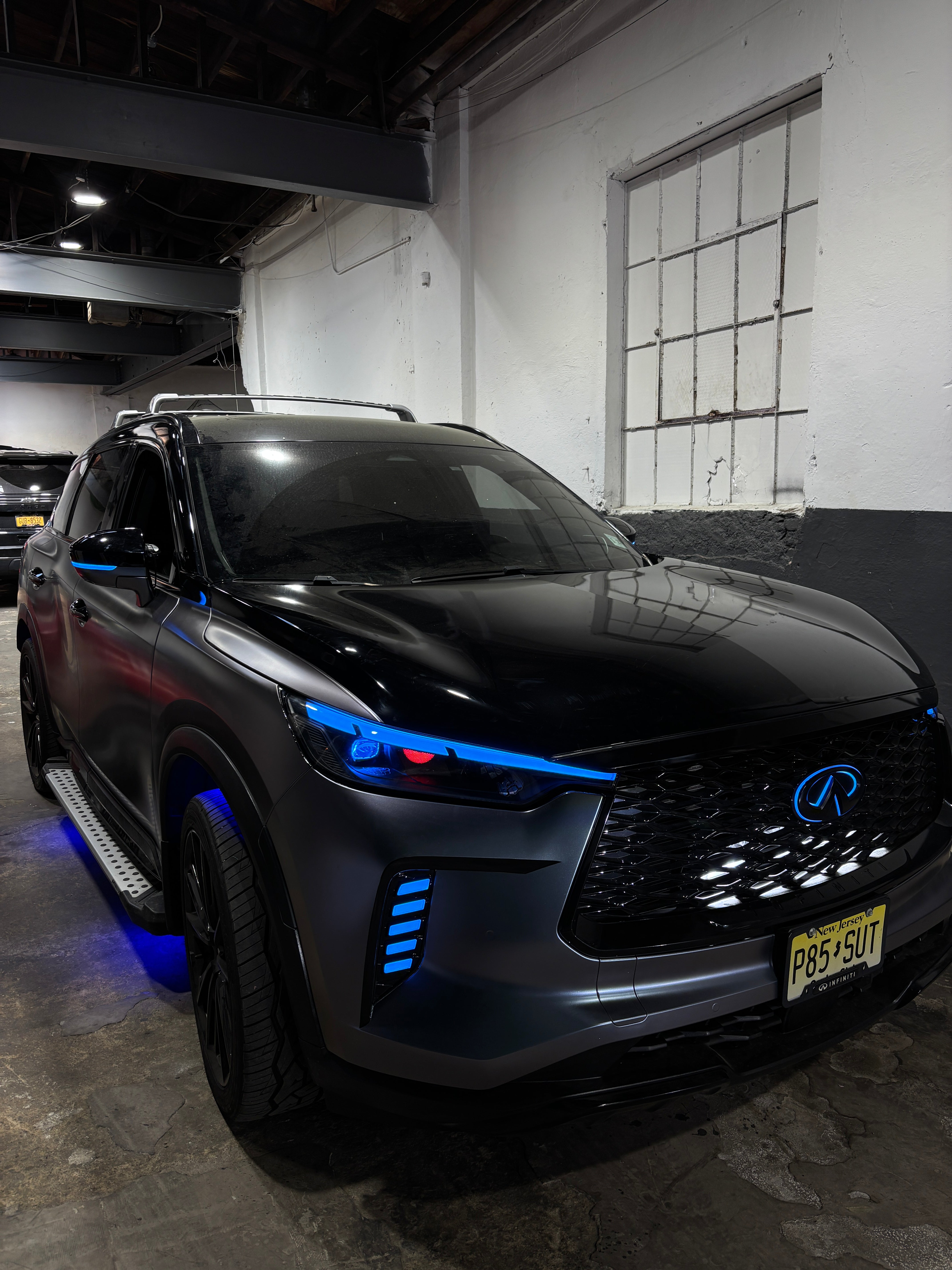 RGBW Flow Infinti Qx60 2021+ Headlights
