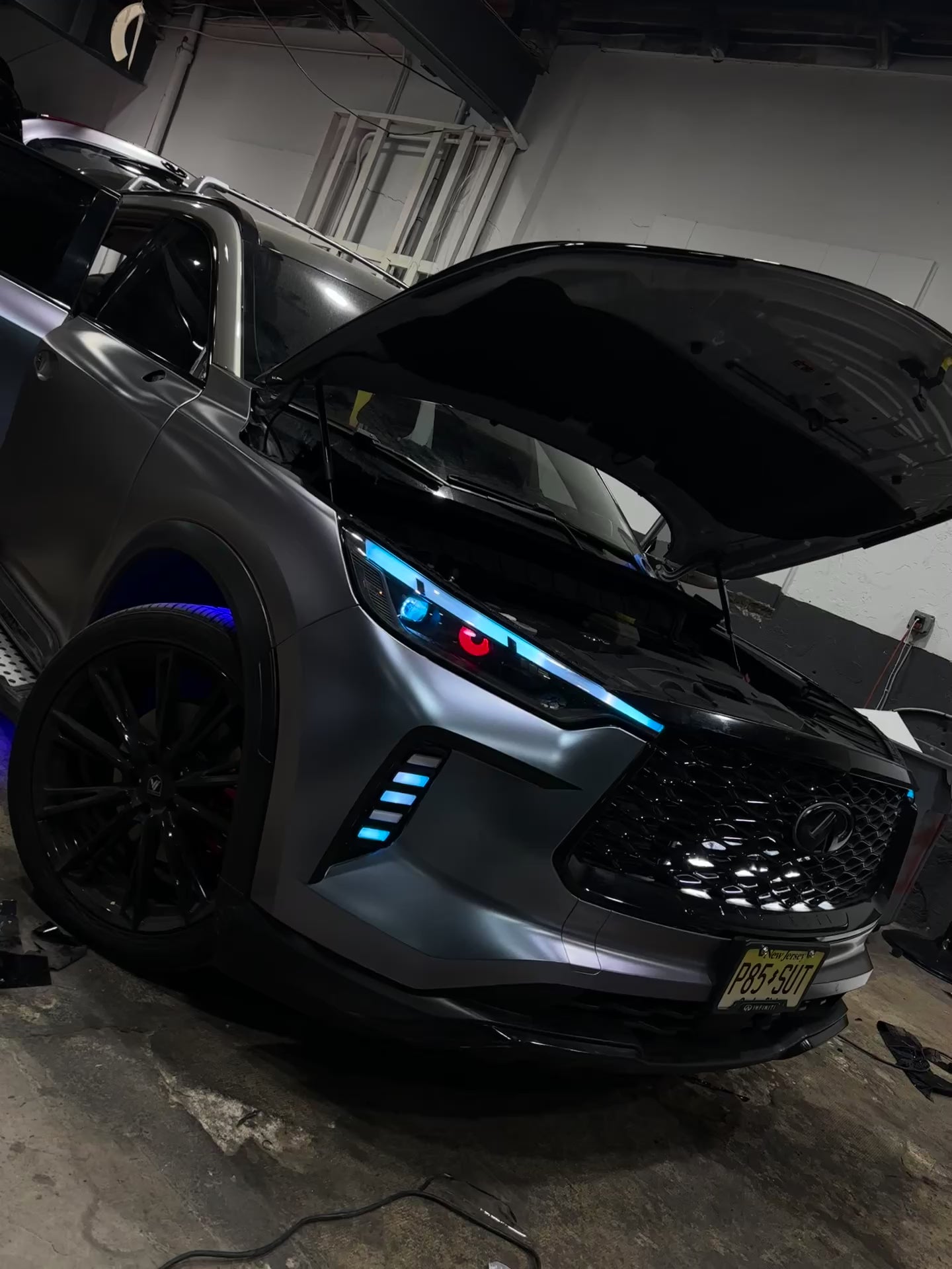 RGBW Flow Infinti Qx60 2021+ Headlights