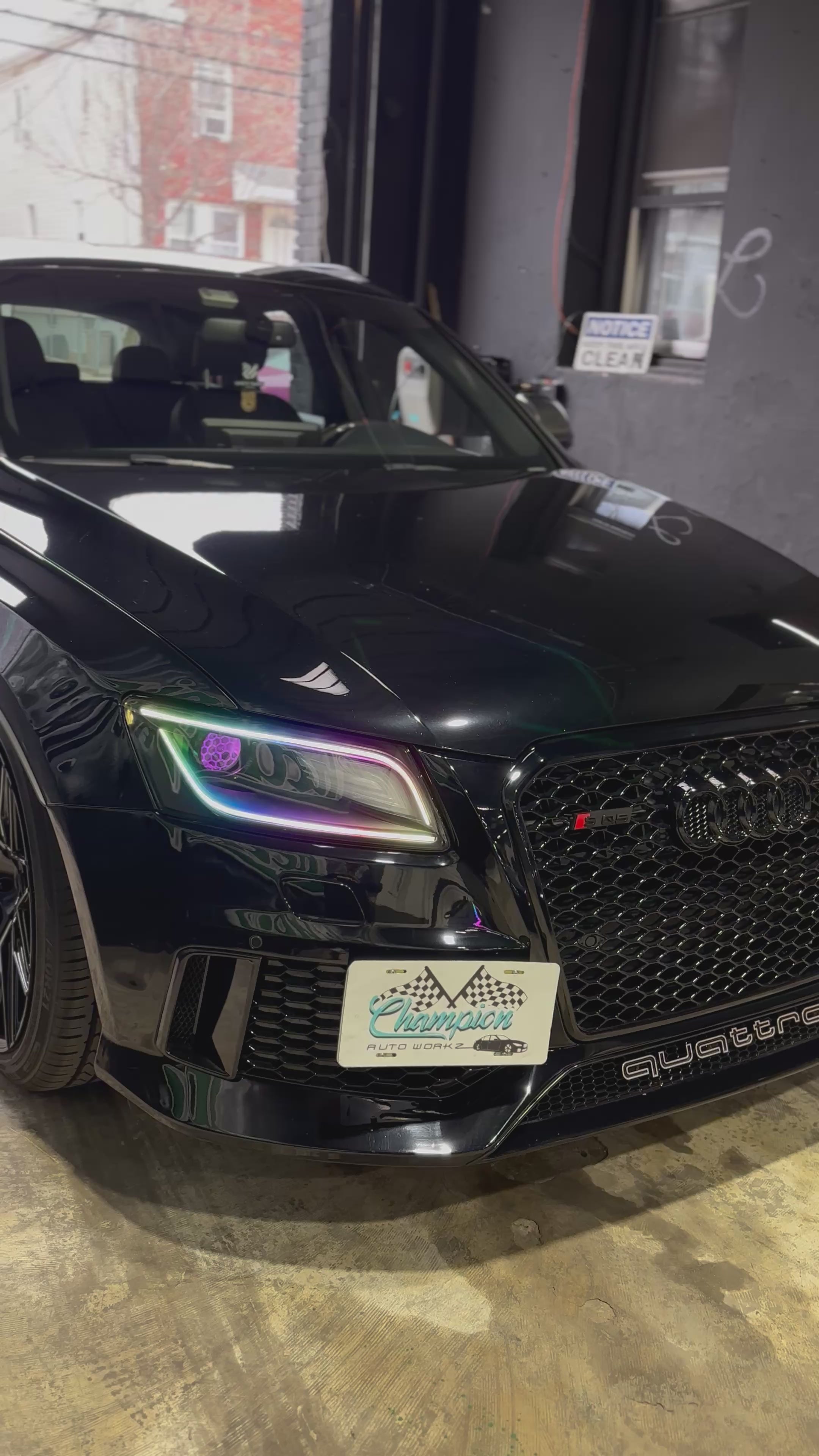 RGBW Flow Audi SQ5/ Q5 Headlights